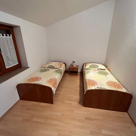 Apartments Klabjan Osp Екстер'єр фото