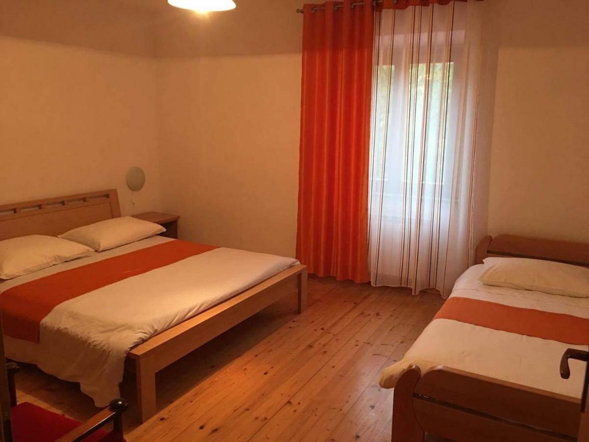 Apartments Klabjan Osp Екстер'єр фото