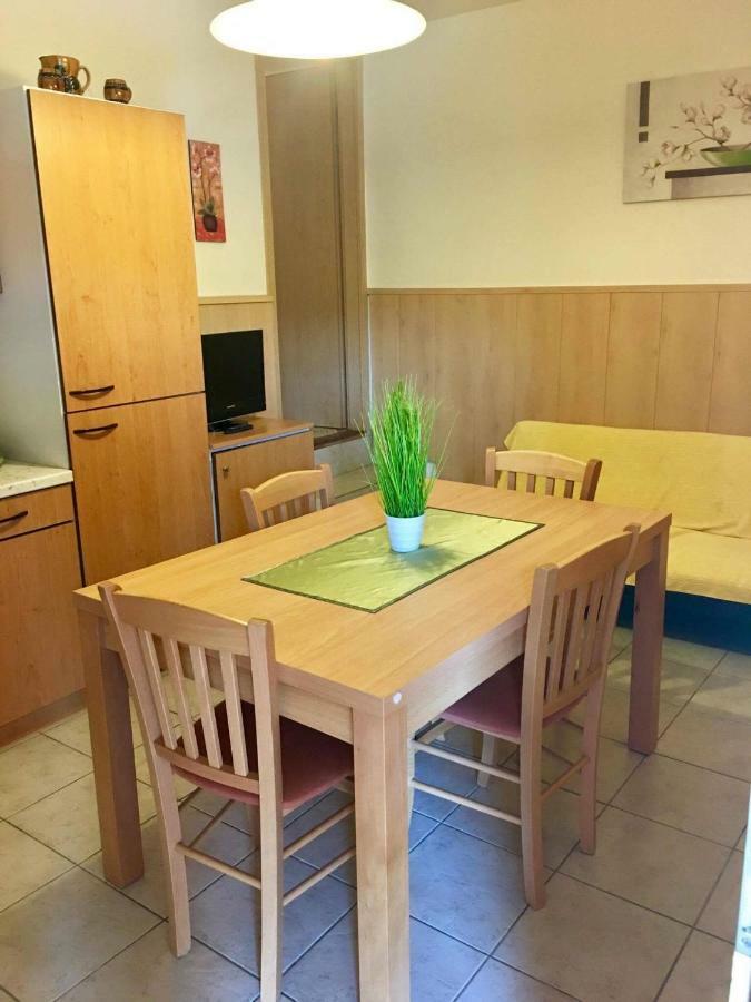 Apartments Klabjan Osp Екстер'єр фото