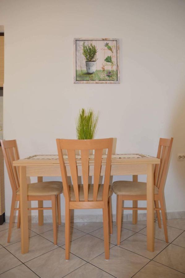 Apartments Klabjan Osp Екстер'єр фото