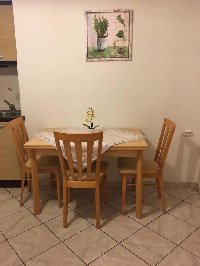 Apartments Klabjan Osp Екстер'єр фото